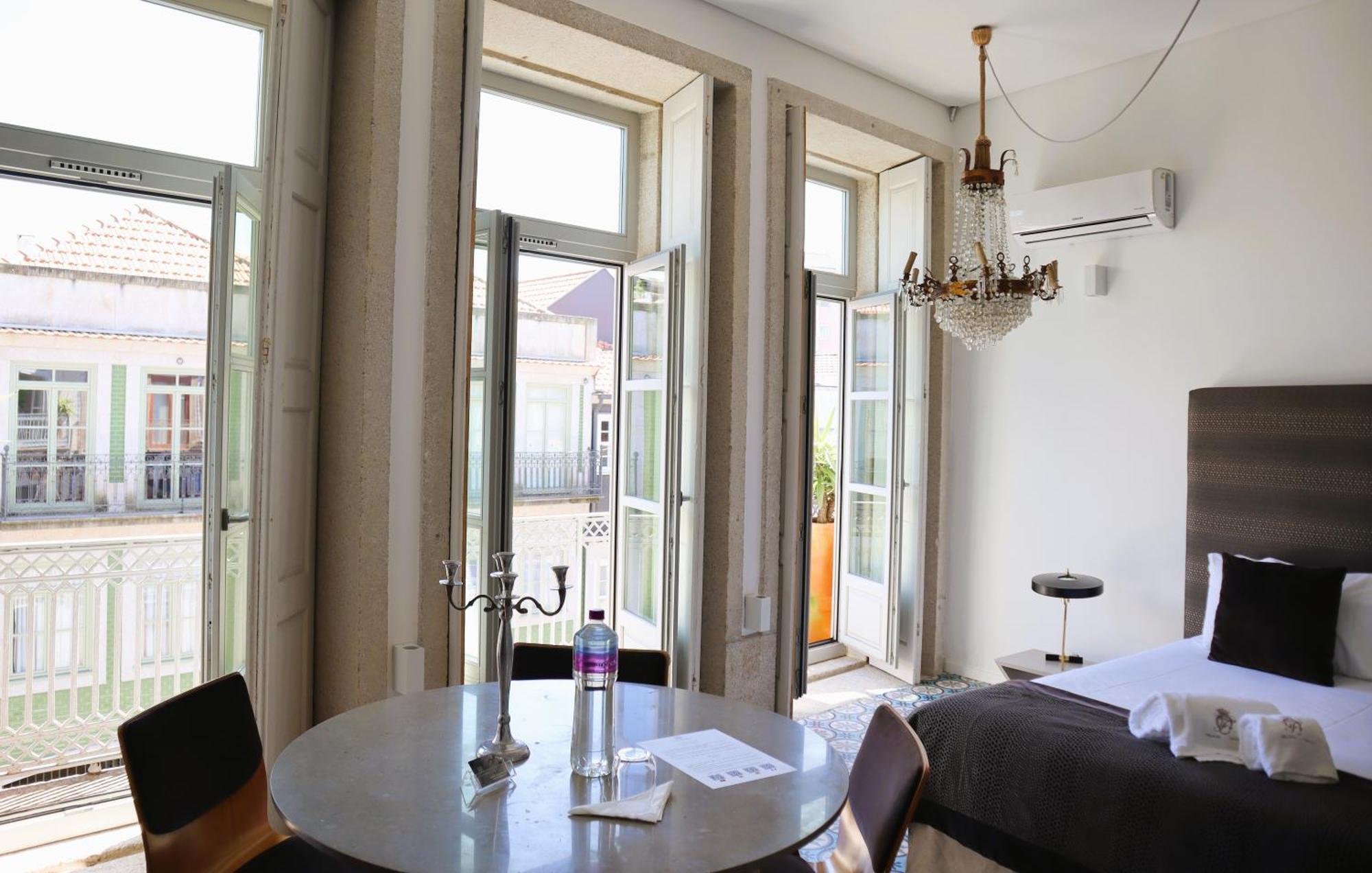 Palacio Fenizia Lux Apartments Porto Exterior photo